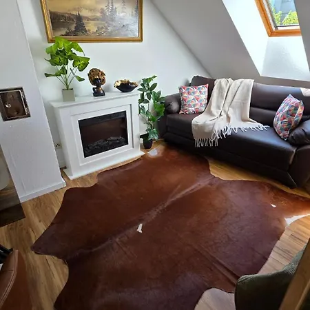 Golden Leaf With Parking Appartement *