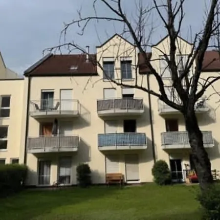 Appartement Golden Leaf With Parking Burghausen